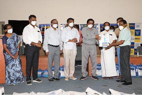 Sona Group of Institutions provided oxygen concentrators to hospitals as a COVID relief program